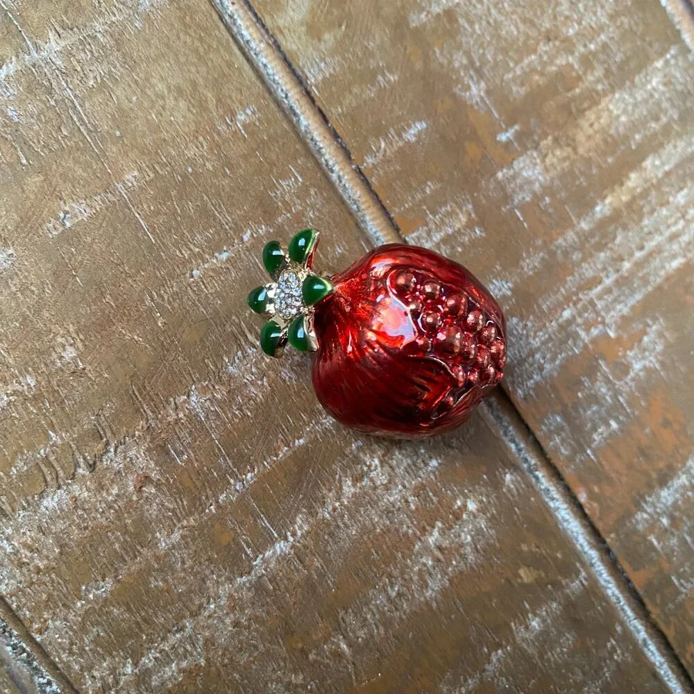 VINTAGE ESTATE Pomegranate Brooch Pin Rare Enamel Rhinestone Costume Jewelry 80s